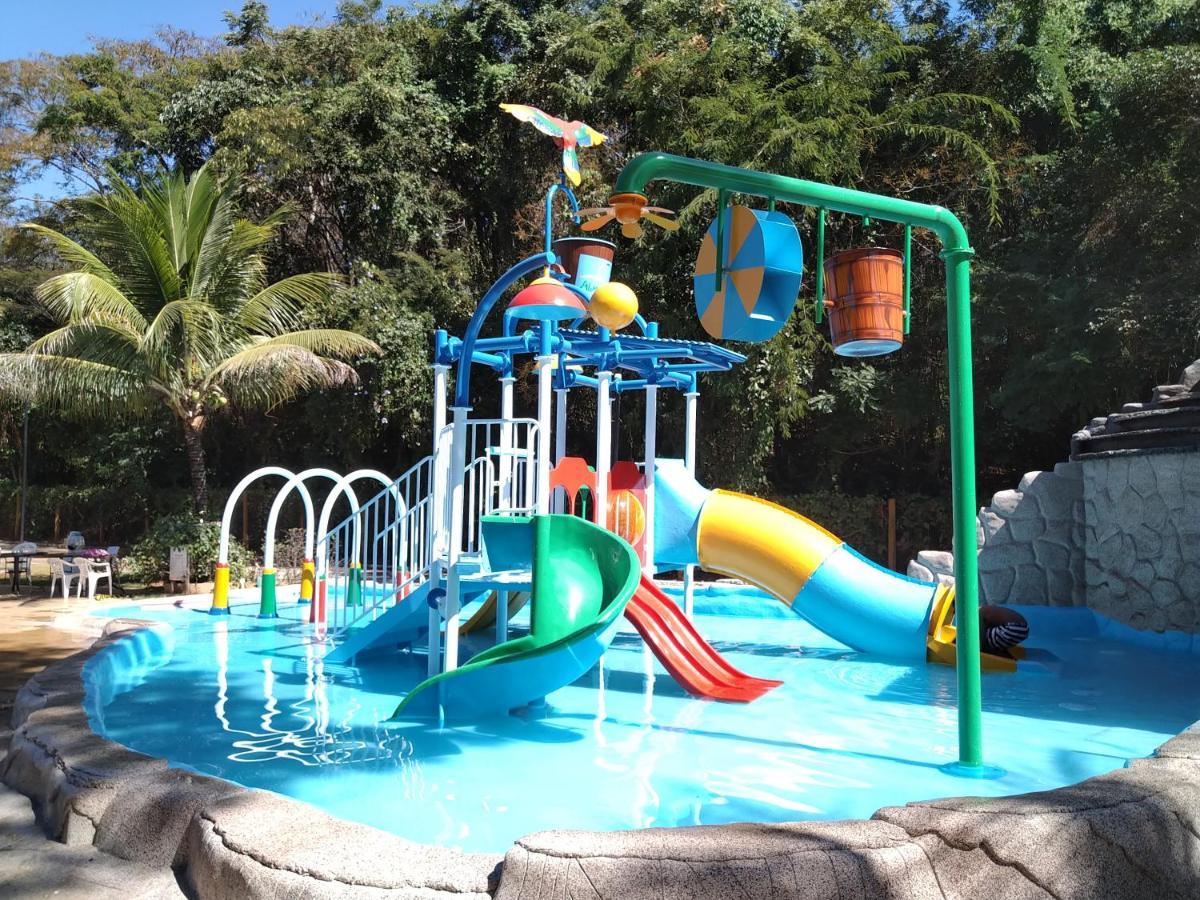 Aldeia Do Lago C204- Com Cozinha , Churrasqueira E Bebidas Liberadas No Parque Aquatico, Internet Banda Larga, Ponto Recarga De Carro Eletrico Caldas Novas Exteriör bild